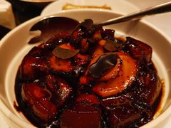 黑松露鲍鱼红烧肉-粤界(望京金辉店)
