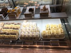 纯奶油小方鲜奶小方-老大昌(淮海中路店)