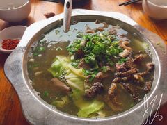 -谢老五跷脚牛肉·非遗传承店