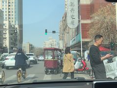 -宝鸡东道花鸟鱼虫市场(吉利花园商场店)