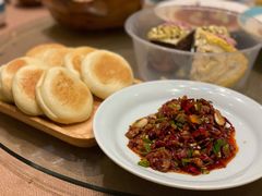 焉耆滚刀肉辣皮子夹馍-新疆巴州金丝特餐厅(大钟寺店)