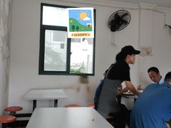 -比亚迪上海弘仁4S(杨浦店)