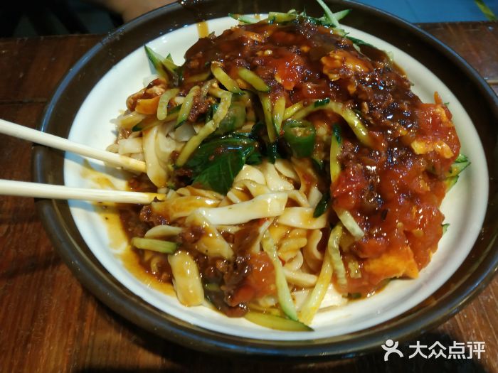侯七公叫花鸡·猪蹄·手擀面图片