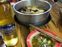 -咏勝锑锅麻辣烫(净居寺路总店)