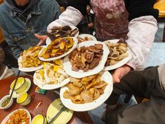 -菌之家·专业纯野生菌火锅·特色炒菌