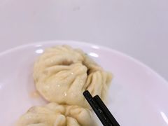 招牌鲜肉包-陈寔包子王·卤煮小肠·京味小吃(龙潭店)