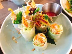 牛油果软壳蟹米纸卷-CHINCHIN 青青·泰国料理(万象食家店)
