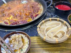 -乖嬢嬢重庆老火锅(南联店)