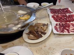 -粤潮牛肉火锅店(江南大道店)