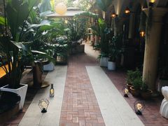 -Osteria Garden 生蚝花园餐厅(原进贤路店)