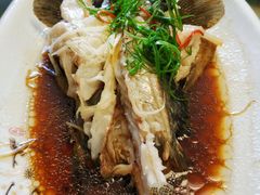-鑫悦楼煎蟹·16年海鲜大排档