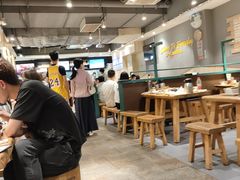 大堂-木屋烧烤(岗顶二店)