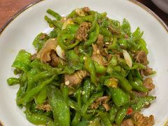 -湖南人家湘菜馆(镇江路店)