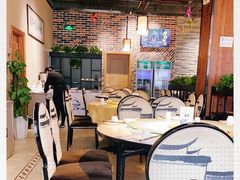 大堂-姜君·千岛湖鱼头馆(浦东大道店)