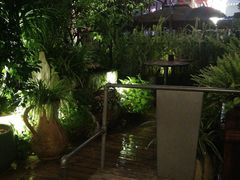 -胡桃里乐队酒馆(鎏嘉码头店)