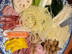 -周小明火锅(黑金冠社区店)