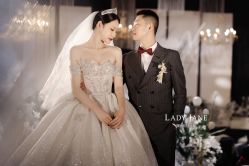 -Lady  Jane高端婚纱礼服馆