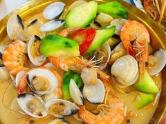 -明本湛江鸡•海鲜小厨(陈家祠店)