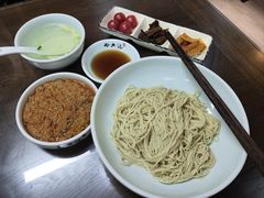 -裕兴记•蟹黄面馆(人民广场店)