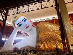 -ခြောက်ထပ်ကြီးရွှေသာလျောင်းဘုရားကြီး