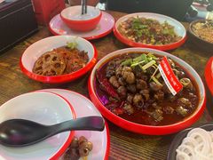 -老闵田螺馆·南昌特色小炒(梦时代店)