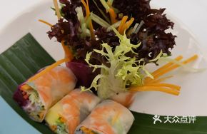 Mixed Fruit and Shrimp Rolls