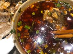 -肖肖酸萝卜鱼火锅(总店)