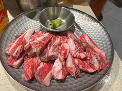 -蚂蚁洞·烤肉大营地(上海静安大悦城店)