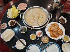 -老来福·非遗酸汤兔(凯旋路店)