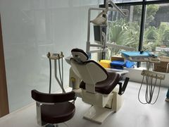 -极光口腔·矫正种植修复(锦江店)