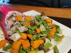 火龙果百合炒牛柳-上楼私房菜(院士路店)