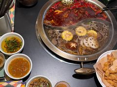 -廖掌柜·重庆鲜货火锅(上海首店)