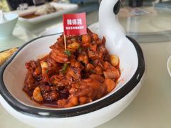 -莲餐厅·湖北菜·潜江小龙虾店(愚园路店)