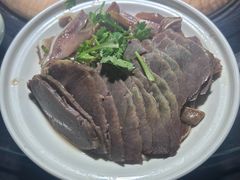 -挂旗柴锅鸡(蚌山区嘉年华店)