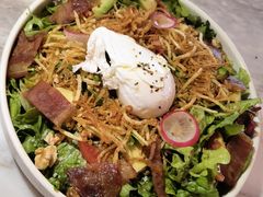 藜麦窝蛋沙拉-The Rug Cafe(王府中环店)