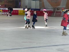 -冠军冰场CHAMPION RINK(凯德广场店)
