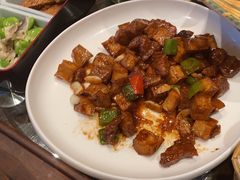 -唐山宴百姓府邸院落中餐