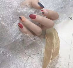 -苏彩·皮肤管理美甲美睫