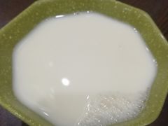 豆浆-舒小笼松针小笼包