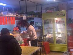 -勃利地摊·勃立小串烧烤