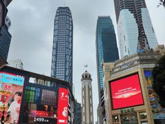 -八一路好吃街(雨田商务大厦店)