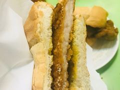 猪扒包-胜利茶餐室