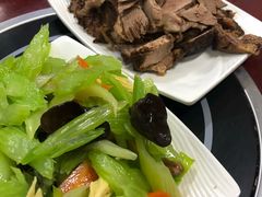 -北京清真房记小吃店