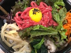 生牛肉拌饭-黄金牧场(明洞总店)