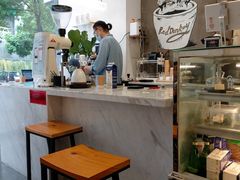 -red donkey coffee