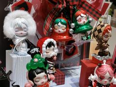 -泡泡玛特POPMART(侨福芳草地店)