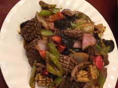 -老胶东家常菜馆(市场一路店)