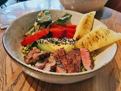 煎牛肉配坚果米饭能量碗-Wagas沃歌斯(北京君太百货店)