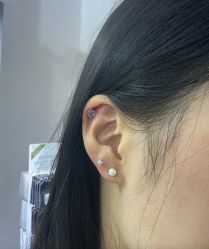 -AI艾耳·专业手工耳洞·穿孔美学馆