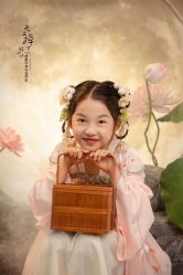 -诺米宝贝摄影工作室(铁机路店)